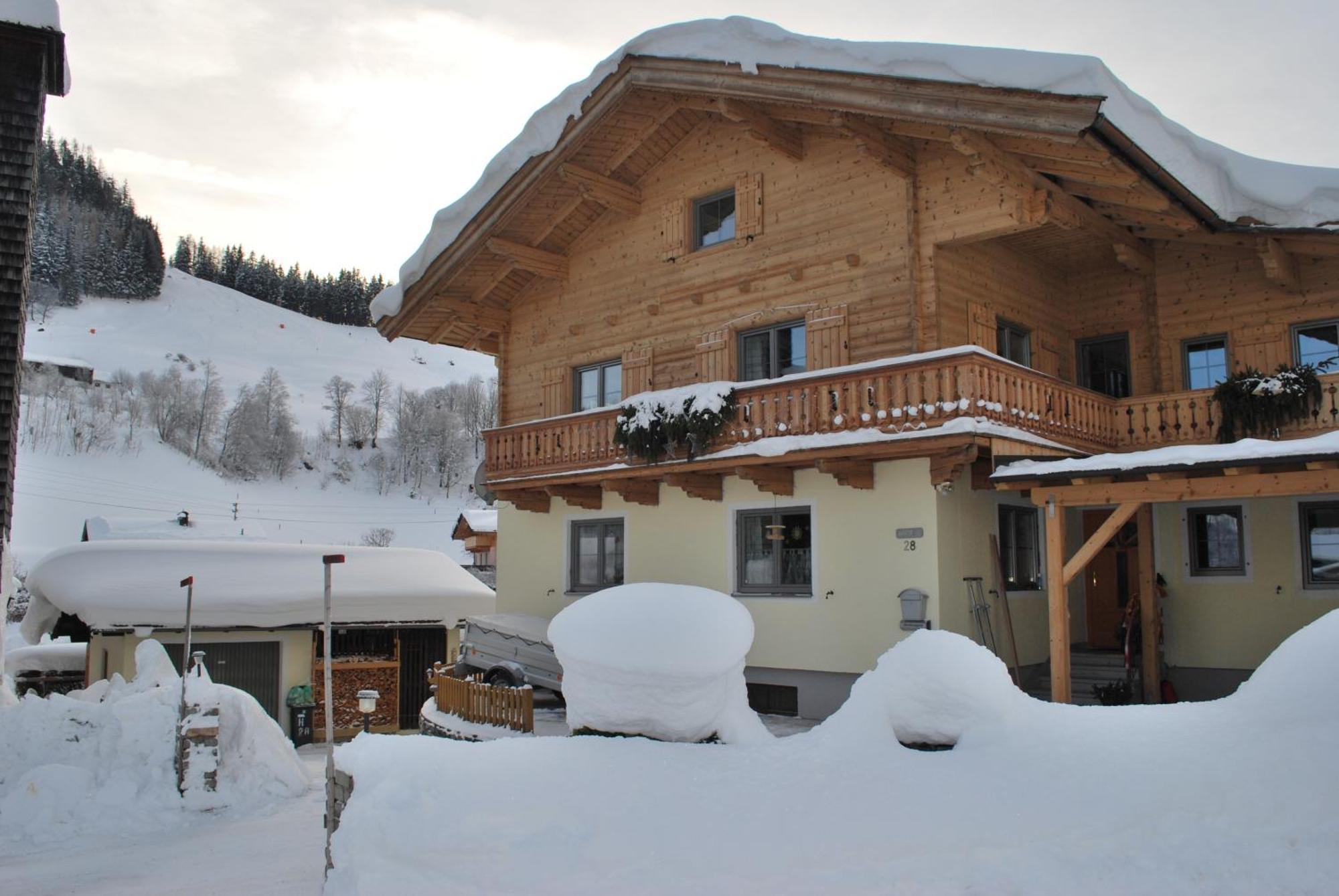 Appartement Haus Pichler ลีโอกัง ภายนอก รูปภาพ